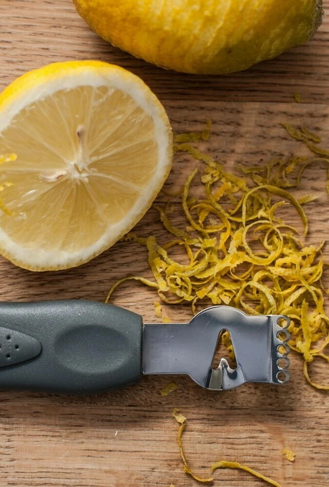 Citrus Peeler – sitrusskreller i rustfritt stål, sort BTBL3674 by Beaumont color Svart
