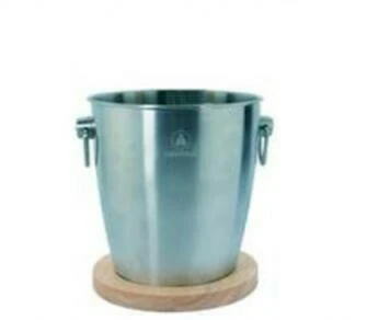 LAGUIOLE Vinkjøler med treunderlag 40268930 by Laguiole color Silver