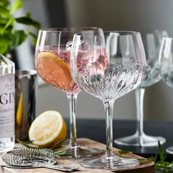 Luigi Bormioli Mixology Ginglass 80 cl 94500107 by Luigi Borm color Svart