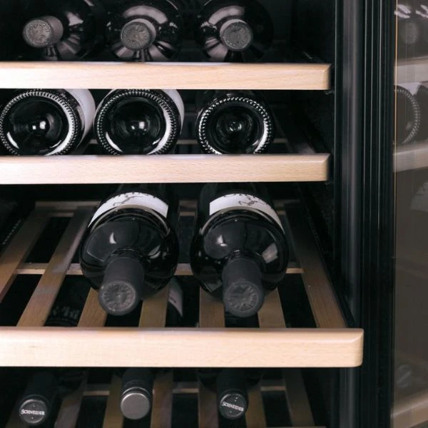 Caso WineSafe 43 Fl. CS647 by CASO color Svart