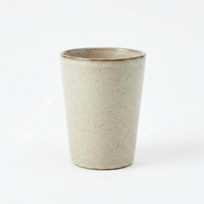 Krus uten hank Ø 10 cm - Sandfarget steintøy 5010990 by stentøj color Svart