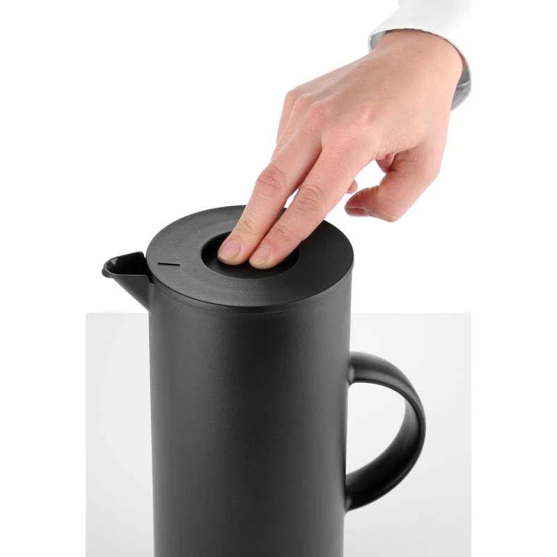 Termokanne sort 1 l PP med trykknapp 449615 by Hendi color Svart