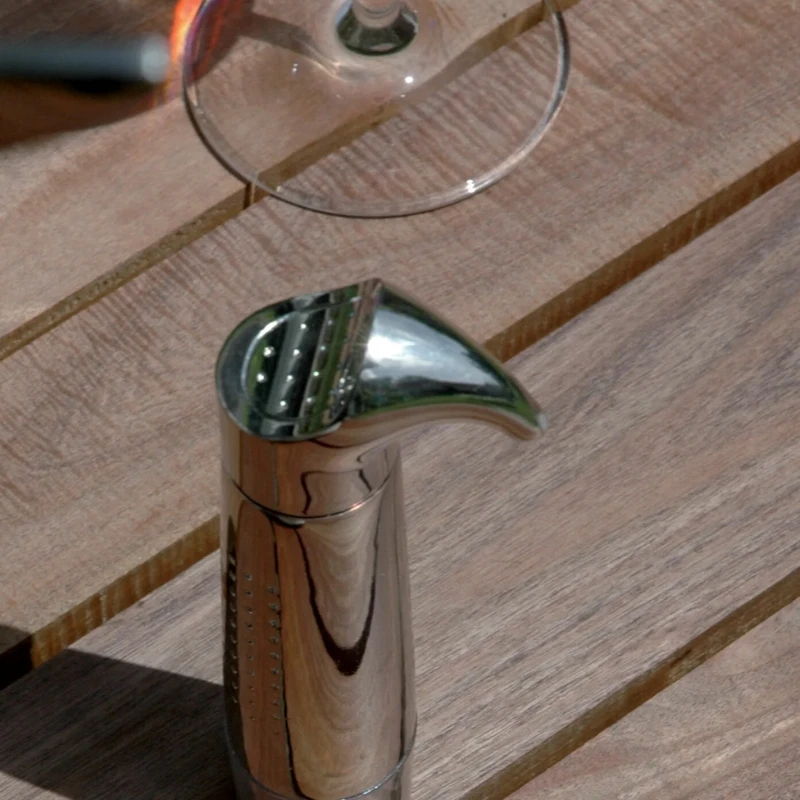 Gard'Vin ON/OFF Metal - vakuumpumpe 95243 by L'Atelier du Vin color Svart