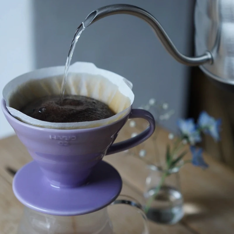 V60 Keramisk Colour 02 Dripper - Lilla VDC-02-PUH by Hario color Svart