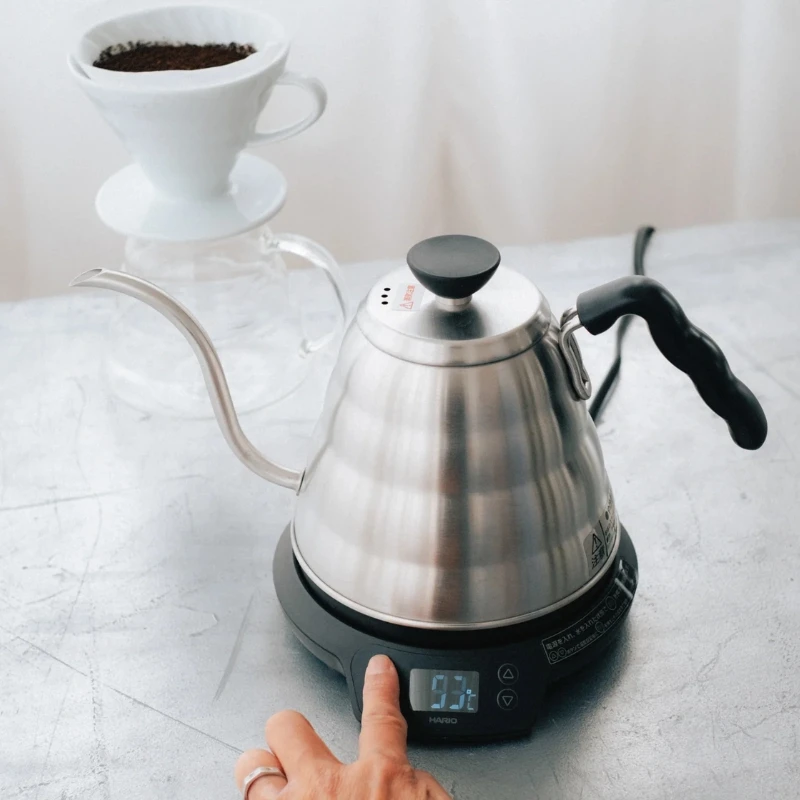 V60 Buono Vannkoker med temperaturstyring 0,8 l EVT-8-HSV-E by Hario color Svart