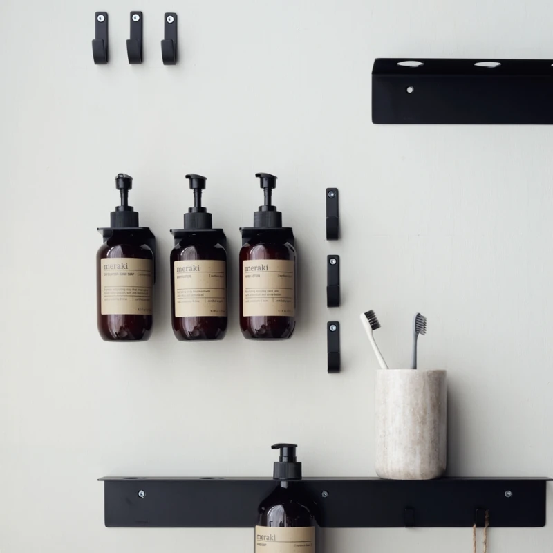 Meraki Veggoppheng, Børstet sort finish 308580102 by Meraki color Svart