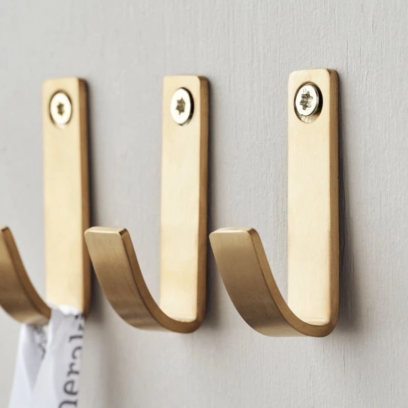 Meraki knagg, MKThapsus, børstet messingfinish 308580110 by Meraki color Svart