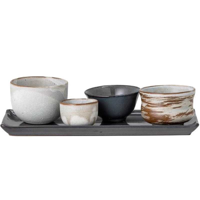 Masami Sushisett, Hvit, Stentøy 5 stk 82052273 by Bloomingville color Svart