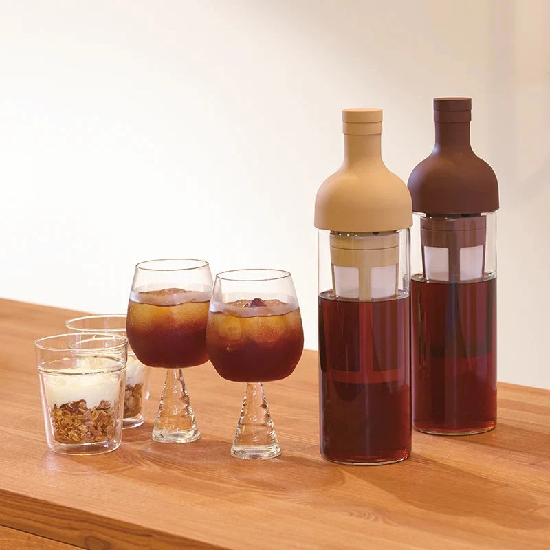 Cold Brew kaffeflaske med filter sjokoladebrun - Hario FIC-70-CBR-EU by Hario color Svart