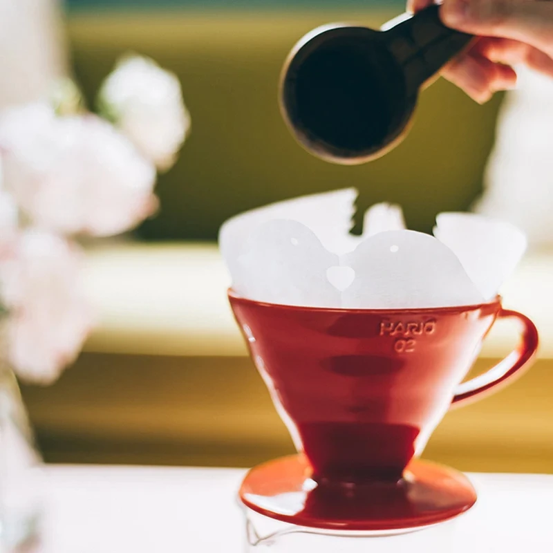 V60 Kaffedripper 02 Keramikk / Rød - Hario VDCR-02-R by Hario color Svart