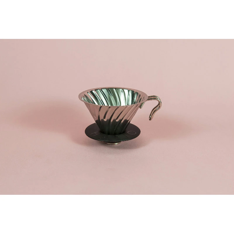 V60 Metal Dripper 02 / Sølv - Hario VDMR-02-HSV by Hario color Svart
