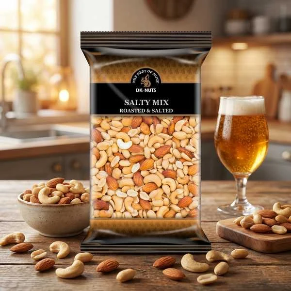 Dknuts Salty Mix Ristede & Saltede Nøtter 1 kg 104C by DK-NUTS color Svart