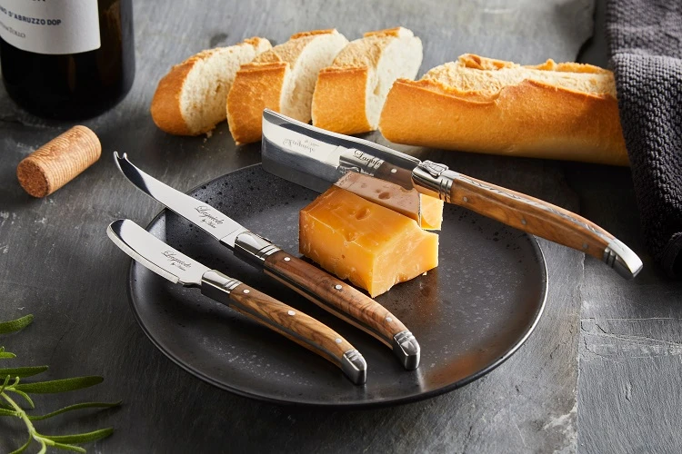 Laguiole Ostesett 3 kniver 30-LG0066 by Laguiole By Hâws color Brun/Silver