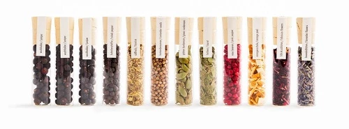 Lag din egen gin gaveeske – Lag din egen gin Doyourown2 by Rbdrinks color Svart