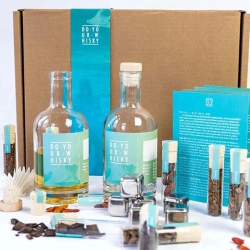 Gjør din egen Whiskey Gaveeske - Lag din egen Whiskey Doyourown3 by Rbdrinks color Svart