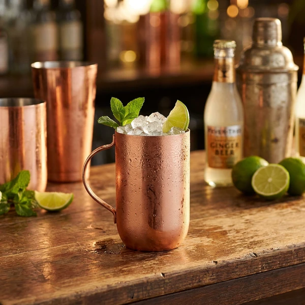 Høyt Moscow Mule-krus i kobber BTBL3982 by Beaumont color Svart