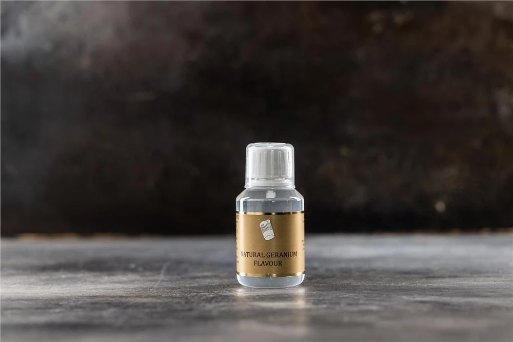 Geraniumessens 115 ml 325459 by SélectArôme color Svart