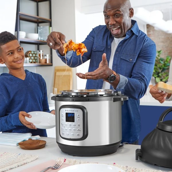 Instant Pot Pro Crisp 8 Multi Trykkoker og Airfryer 81-140-0027-01-EU by Instant po color Svart