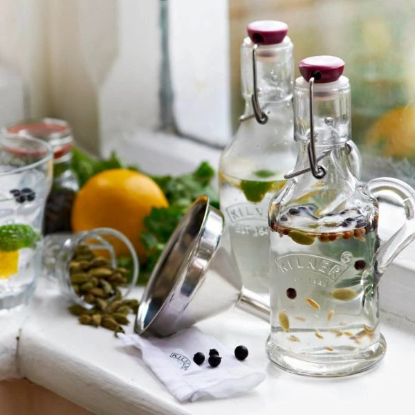 Kilner Påfyllingstrakt til flasker 12,8x11,5cm KI25411 by Kilner color Svart