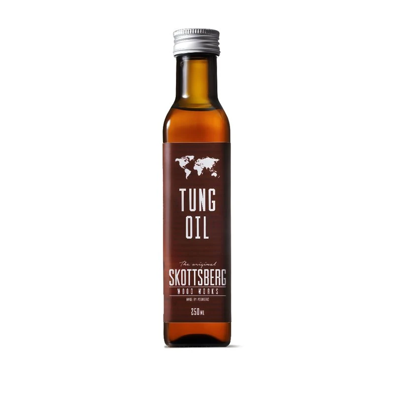 Tungolje SKOTTSBERG® 4,5x4,5x21,3cm 25 cl S533985 by SKOTTSBERG color Svart