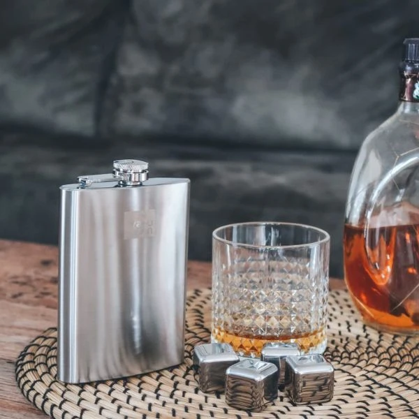 Whiskysteiner sett/4 Vacuvin® V18603606 by VACUVIN color Svart