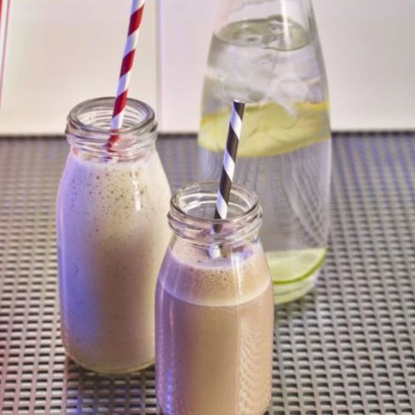 Mini melkeflaske til cocktails/milkshakes 25 cl MMB250 by Genware color Svart