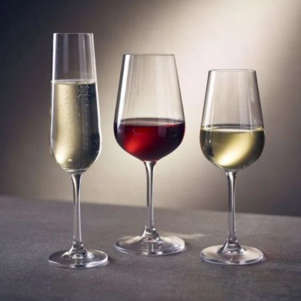 Strix Rødvinsglass 45 cl 1SF73-450 by Genware color Svart