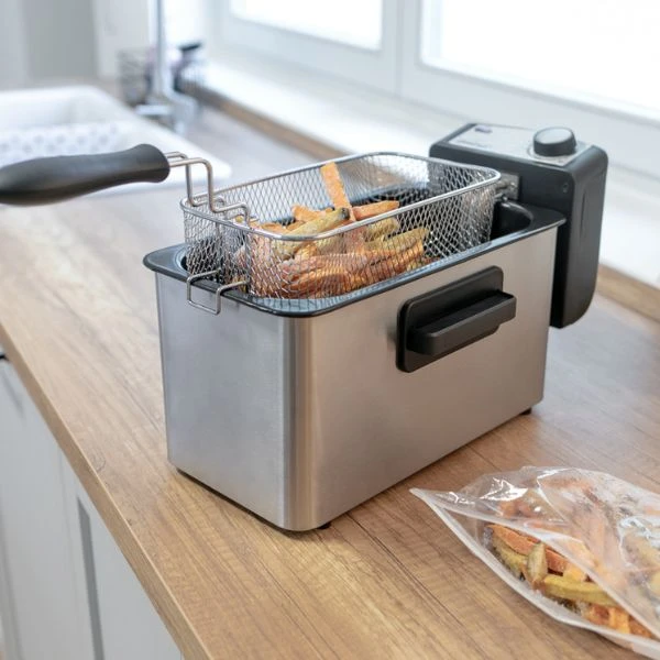 Steba Frityrkoker Rustfritt Stål 3L DF180 STDF180 by Steba color Svart