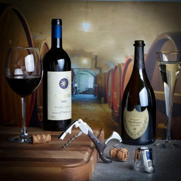 Legnoart WINE KEYS 4-i-1 korketrekker, champagne LEWF6 by Legnoart color Svart