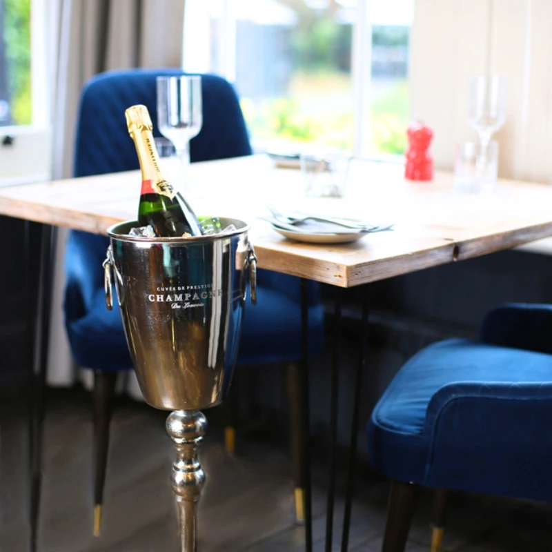 Elegant champagnebøtte på stativ 40849 by Drink color Svart