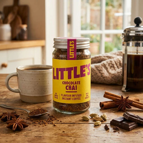 Instant Kaffe med choco-chaismak 50g Littles 71079222 by Littles color Svart