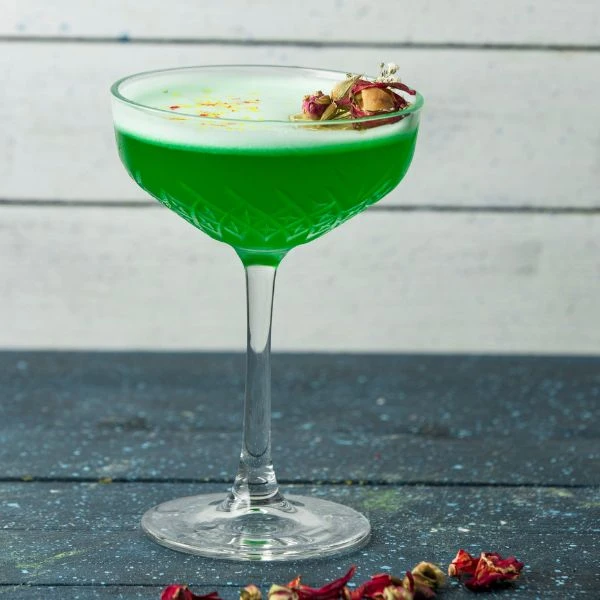 5 DRINKER DU KAN LAGE MED PISANG AMBON