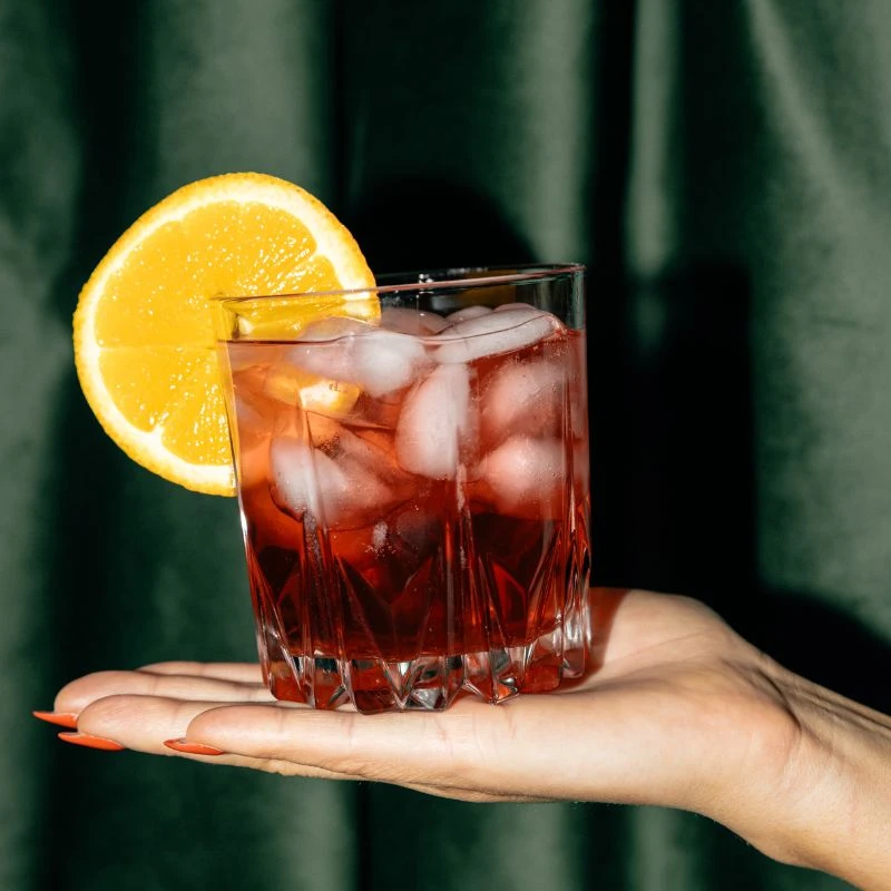 Lakrispipedrink – En søt og forførende cocktail med lakris og bringebær