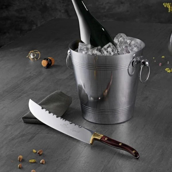 5 FEIL DU GJØR NÅ DU SABLER CHAMPAGNEN DIN