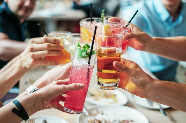 LØFT COCKTAILENE DINE TIL NYE HØYDER
