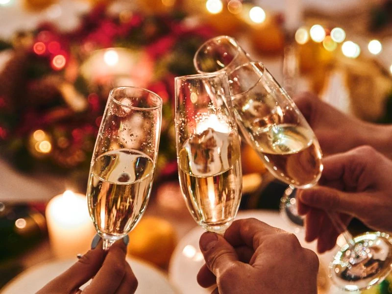 Hvordan ser et ekte champagneglass ut?