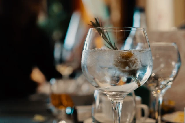 TRE GINS TIL DE MØRKE VINTERMÅNEDENE